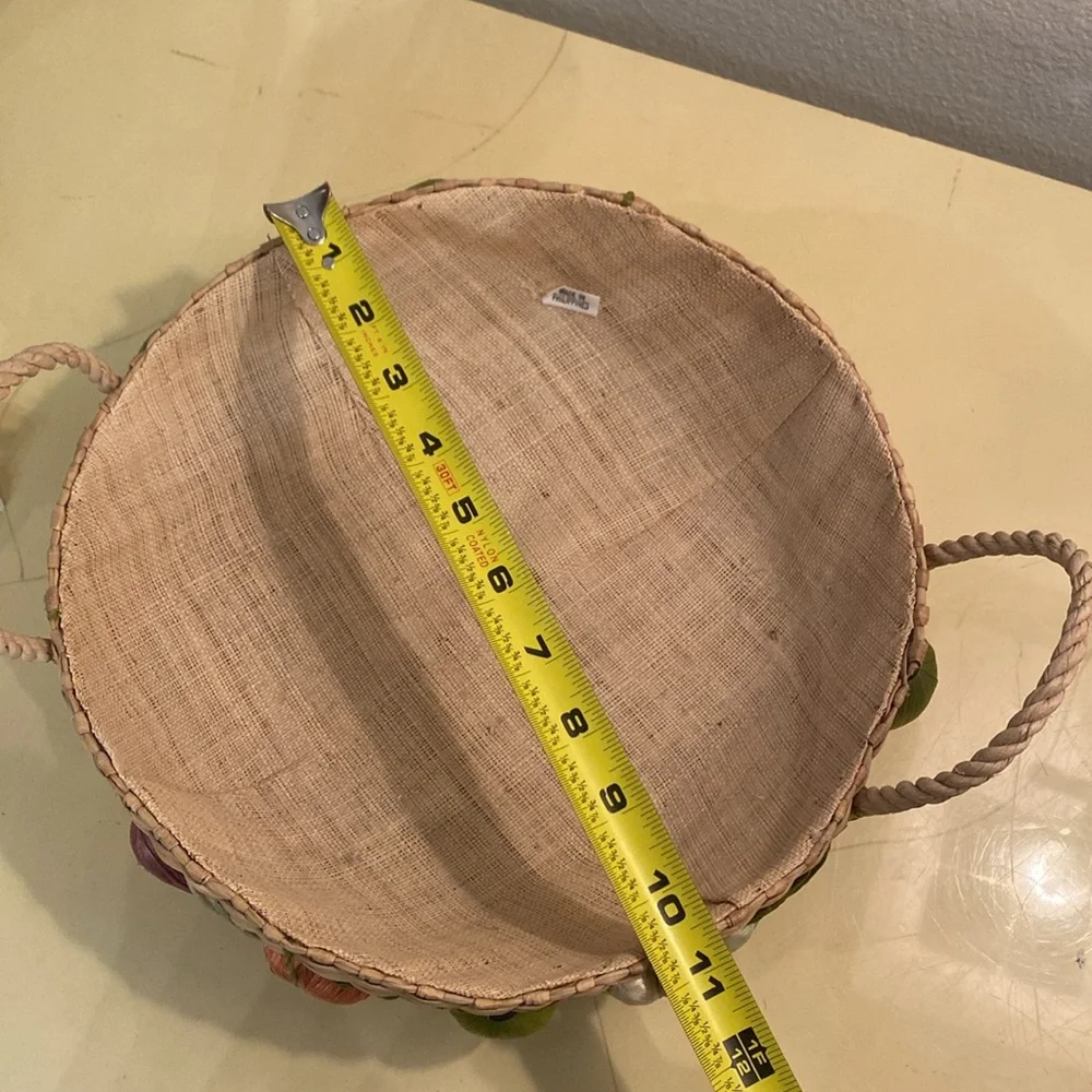 Vintage Woven Raffia Straw Round Casserole Basket.‎  Handles.  Colorful Veggie